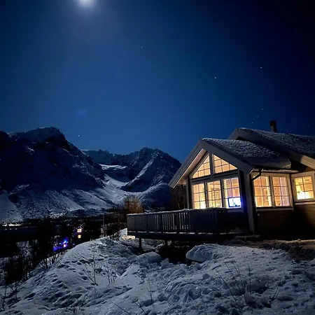 Great And Idyllic At Sjursnes بيت للعطل